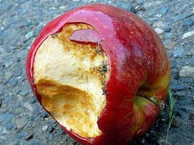 Apple patches iOS interception flaw