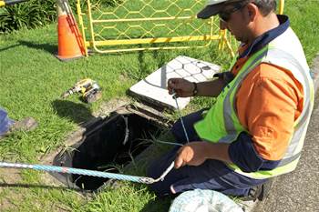 NBN Co renews talks with suspended builders