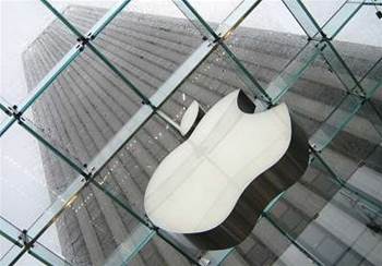 Apple tops $800bn market cap for first time