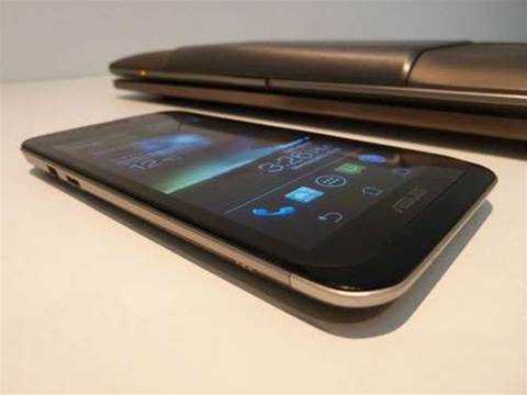 Asus spruiks Padfone to offices