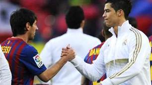 Figo Can't Choose Between Ronaldo And Messi