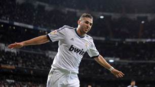 Valdano unhappy with Mourinho rotation