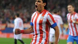 Valderrama lauds national hero Falcao