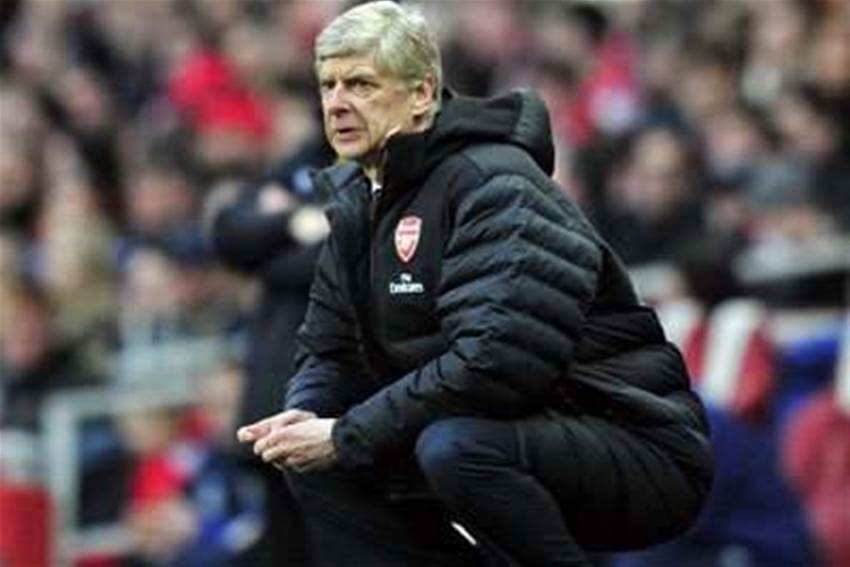 Walking off no answer to racism, says Wenger Walking off no answer to racism, says Wenger