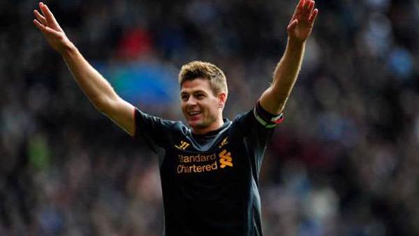 Carragher expects Gerrard to stay