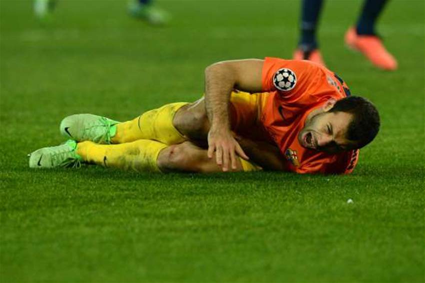 Mascherano out for six weeks