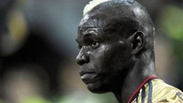 Balotelli warned against walk-off protest