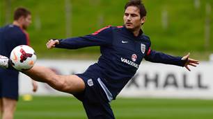 Gerrard lauds Lampard's longevity