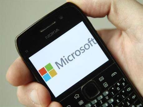 Microsoft reassures nervous foreign business customers
