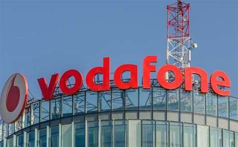 Vodafone offers free month to lure unhappy Telstra users