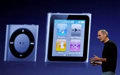 Apple discontinues two iPod models