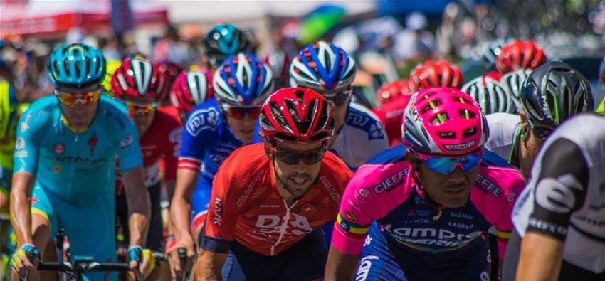 Huge crash overshadows McCabe's stage win in Herald Sun Tour Huge crash overshadows McCabe's stage win in Herald Sun Tour