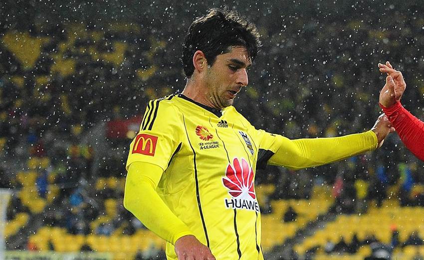 Finkler out, Nix friendly no nuisance
