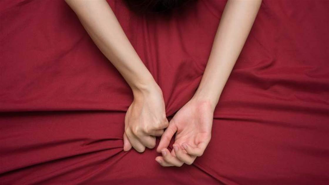 I Tried A Couples Vibrator With My Husband And Here's How It Went