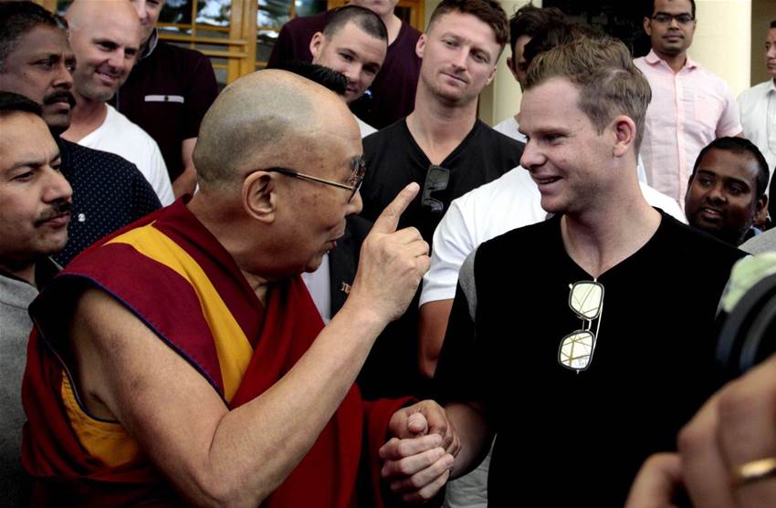 Smith closes in on Australia's resurrection Smith closes in on Australia's resurrection