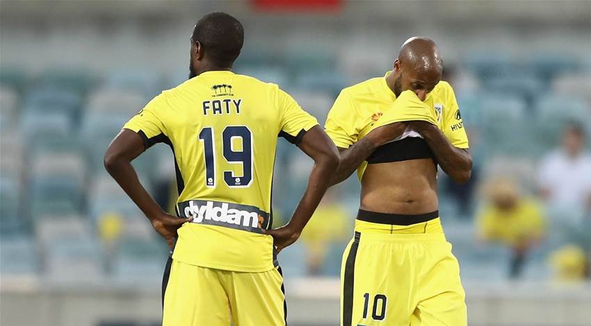 Mariners release foreign duo Mariners release foreign duo
