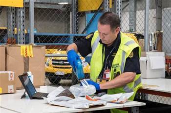 Border Force throws out paper for parcel clearances