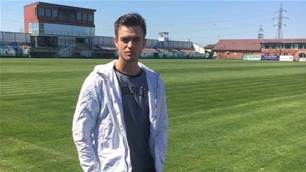 Aspiring Aussie asked to pay €250k to go pro