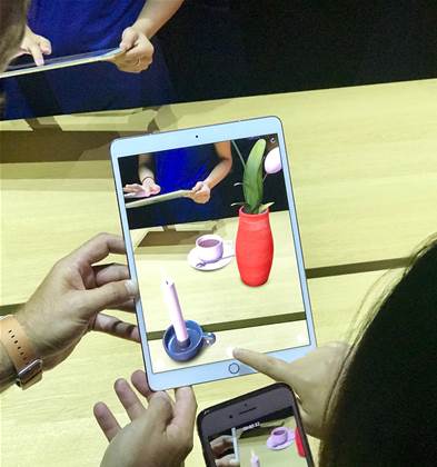 Apple refreshes hardware for performance