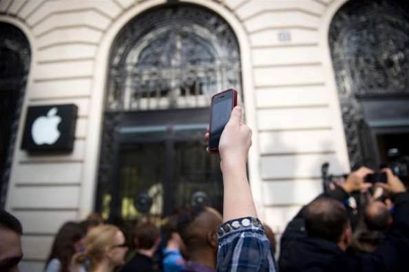 Google plans Siri clone for Android