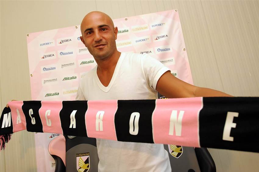 Official: Veteran star signs as Brisbane Roar marquee Official: Veteran star signs as Brisbane Roar marquee