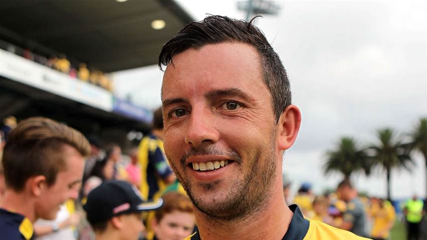 Hutchinson axed by Mariners