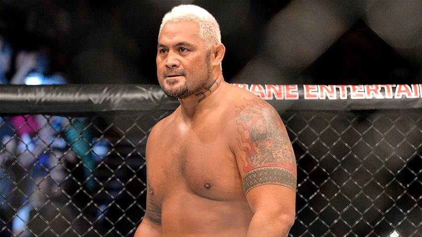 Hunt sues UFC for millions Hunt sues UFC for millions