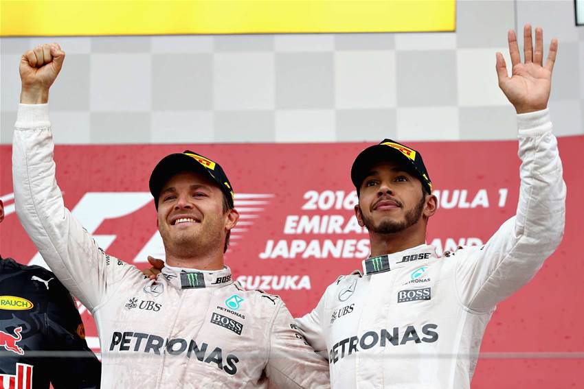 Rosberg hangs on as Hamilton hits back Rosberg hangs on as Hamilton hits back
