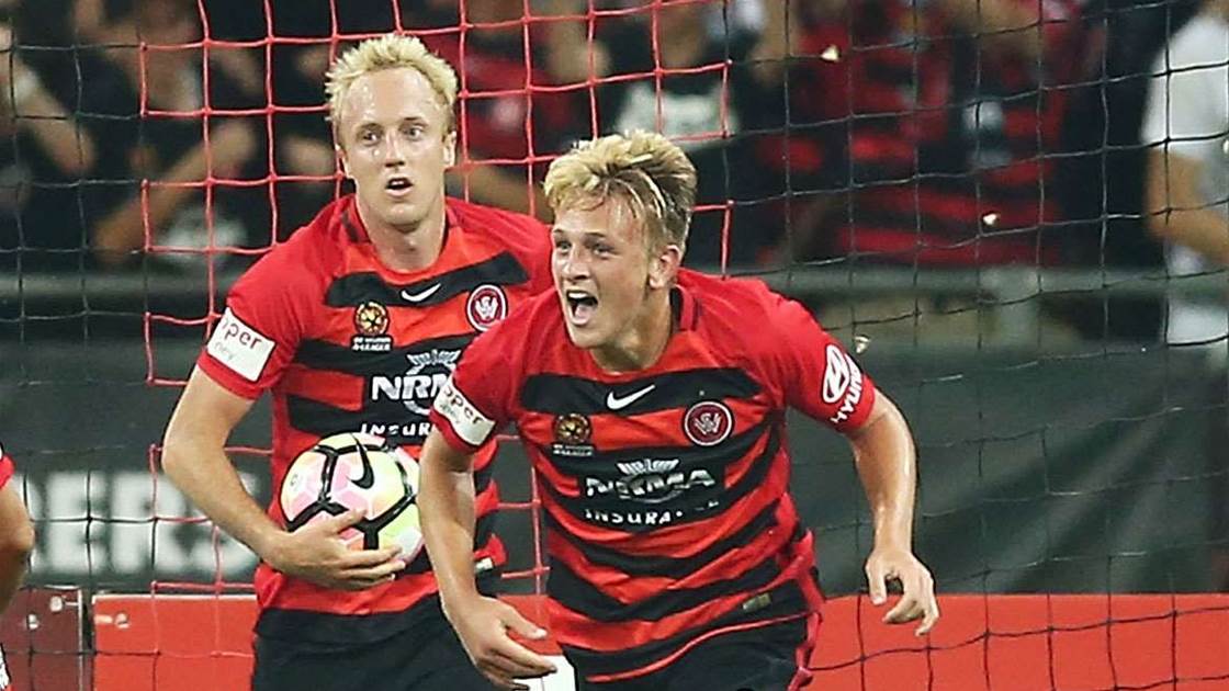 Wanderers re-sign young attacker