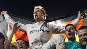 Rosberg clinches F1 world title