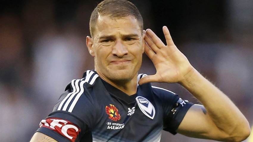 Troisi snubs City to stay with Victory Troisi snubs City to stay with Victory