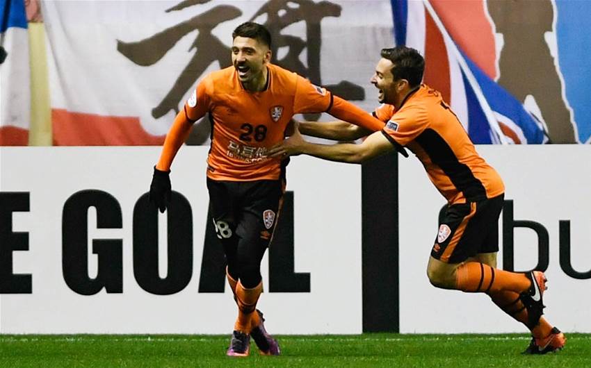 Roar stuns Tevez's Shanghai Roar stuns Tevez's Shanghai