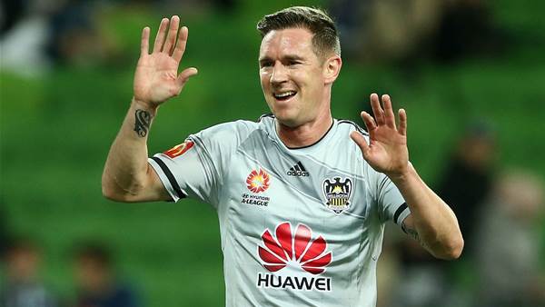Smeltz leaves Nix for Indonesian marquee deal