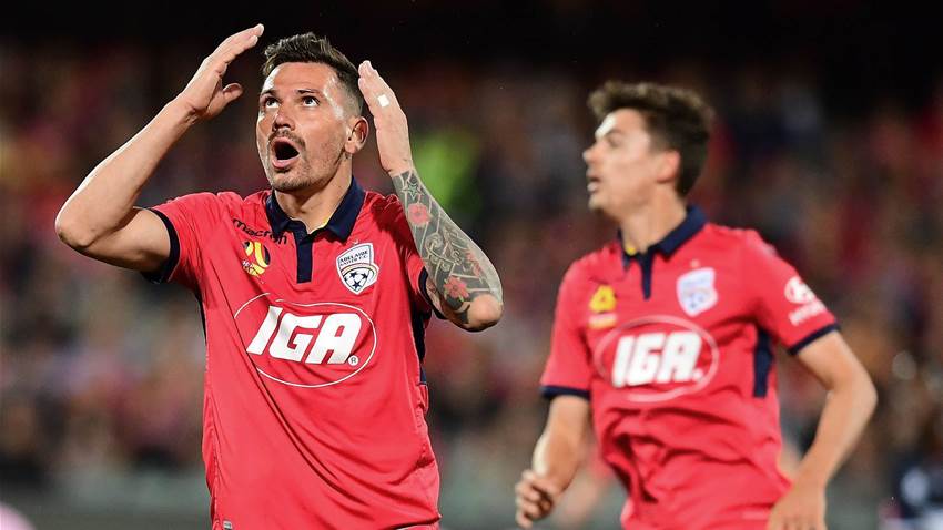 Punctured lung, broken rib? Play on, says Ersan Gülüm! Punctured lung, broken rib? Play on, says Ersan Gülüm!