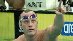 Former rival says Hackett needs "tough love"