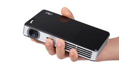 First look: Hypermaxx's Portable Projector literally fits in your hand