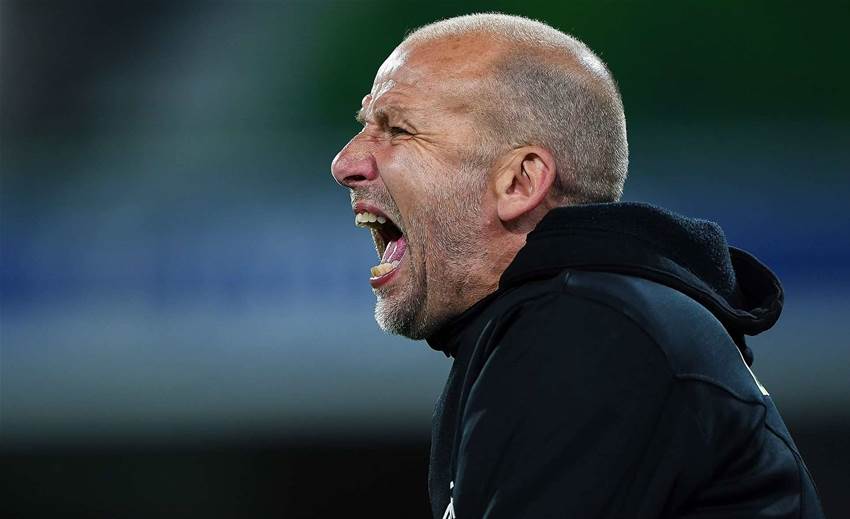 Lowe silenced his kids' party Lowe silenced his kids' party