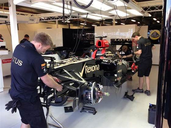Lotus F1 Team extends Microsoft partnership