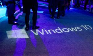 Microsoft pushes 'mixed reality' with next Windows 10 update