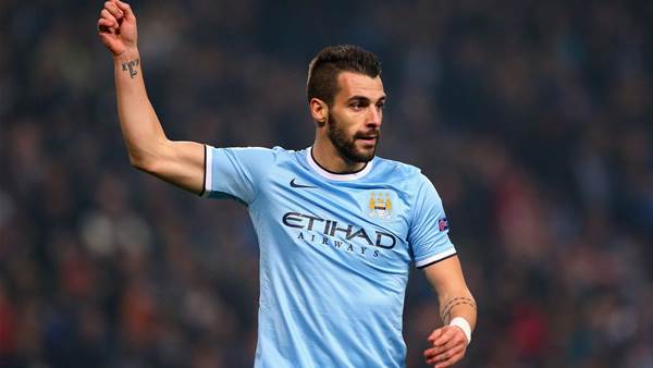 Manchester City keep champions league hopes alive