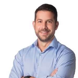 IAG lures Data61 exec to UX, data business