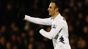 Berbatov to remain at Fulham