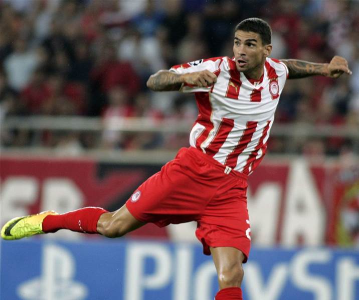 Valenciennes secure Medjani loan