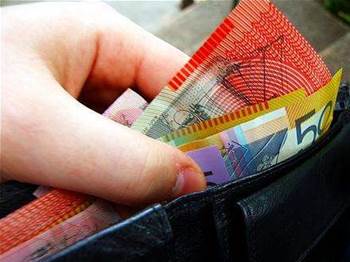 Qld Govt pours more money into Health payroll