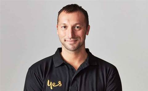 Optus converts 126 stores in SMB assault