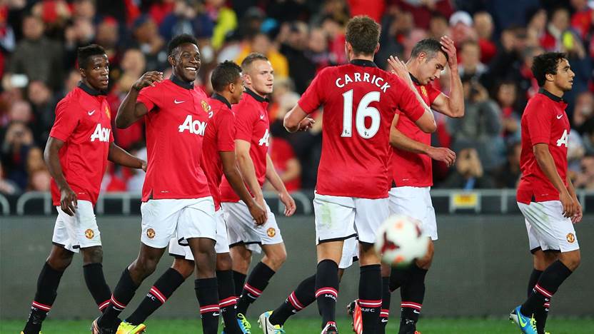 Moyes lauds Manchester United improvement
