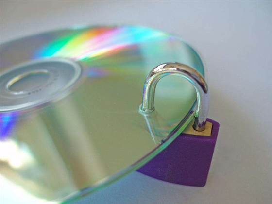 Sony: PSN credit card details were encrypted