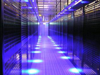 HDS, Equinix tie-up for global hybrid cloud deal