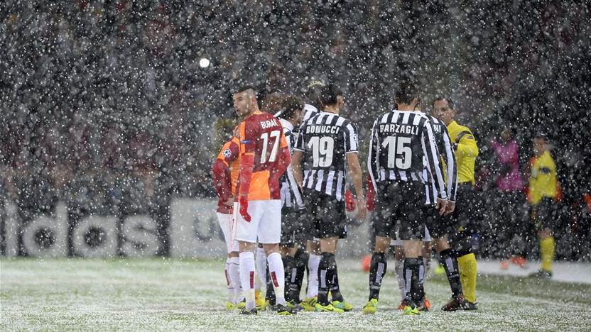 Galatasaray-Juventus fixture abandoned