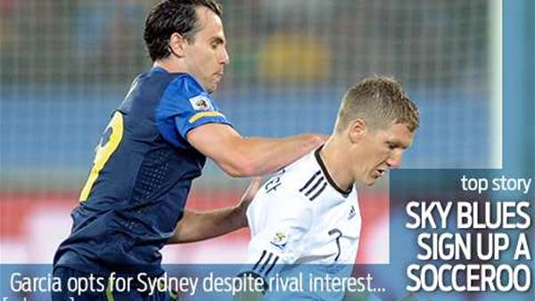 Sydney FC signs Socceroos veteran